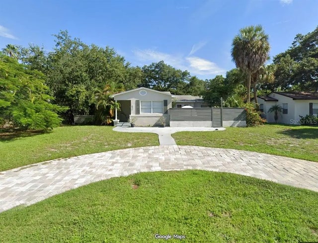 521 35th Avenue Ne, ST PETERSBURG