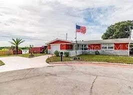 5038 Colonnade Avenue, HOLIDAY