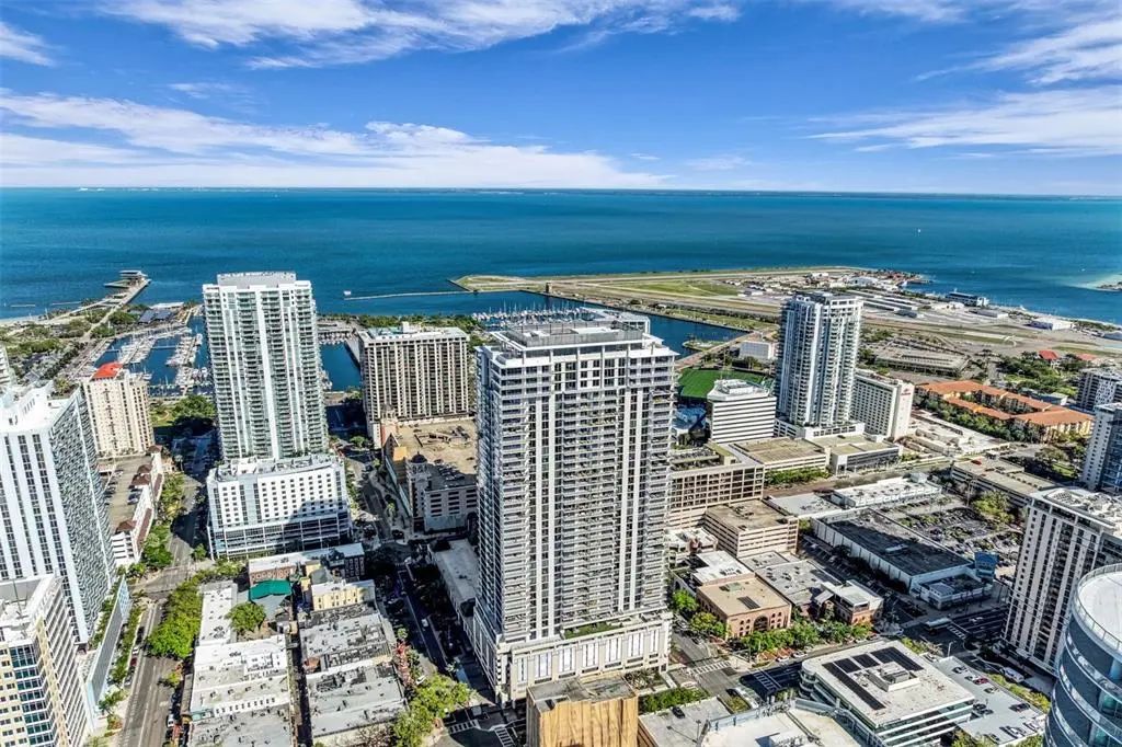 275 1st Avenue S 2204, ST. PETERSBURG