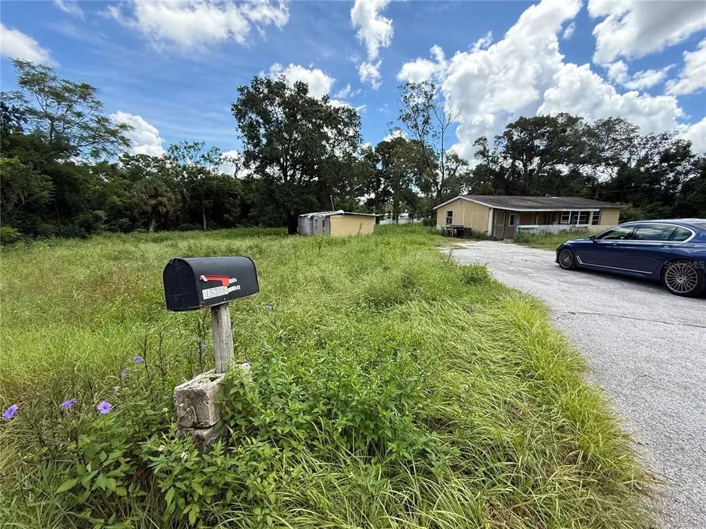 15308 Banjo Drive, HUDSON