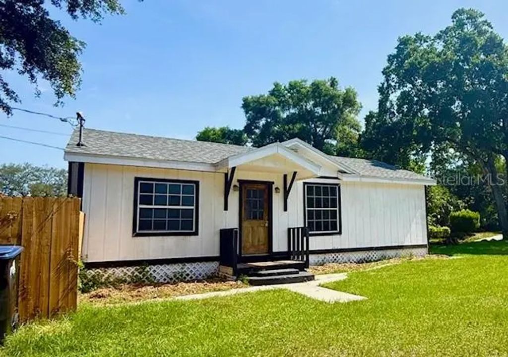 2215 Vine Street, ORLANDO