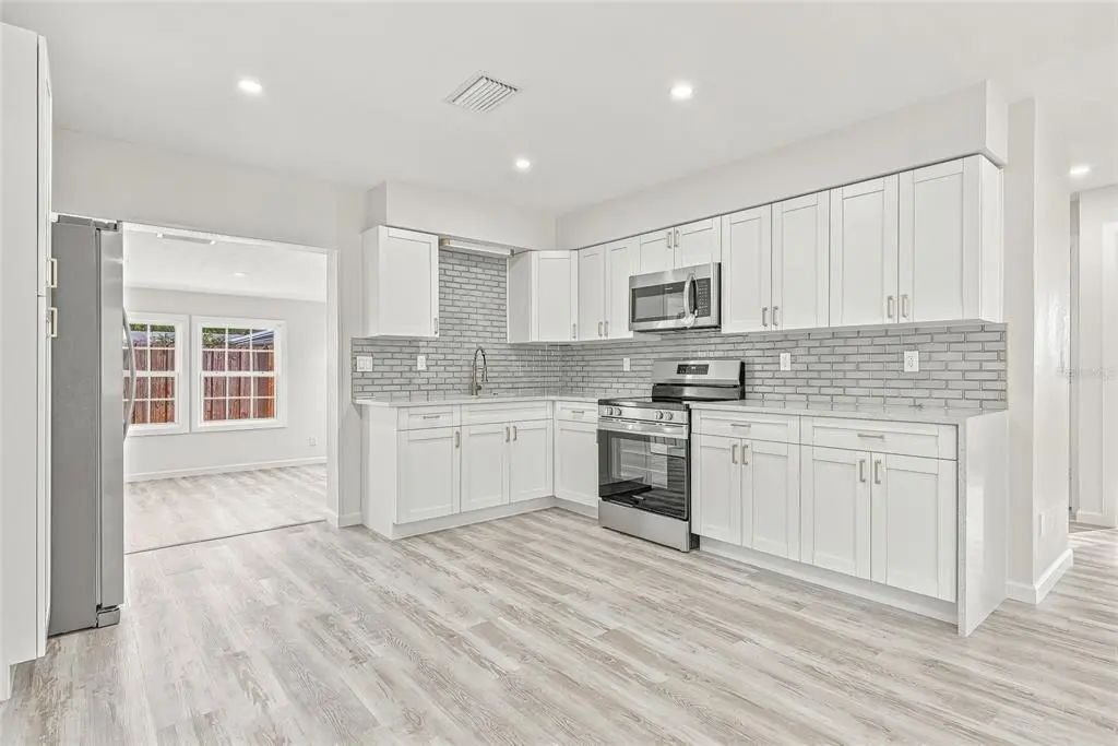 4147 Raccoon Loop, NEW PORT RICHEY Property Listing: MLS® #TB8559595