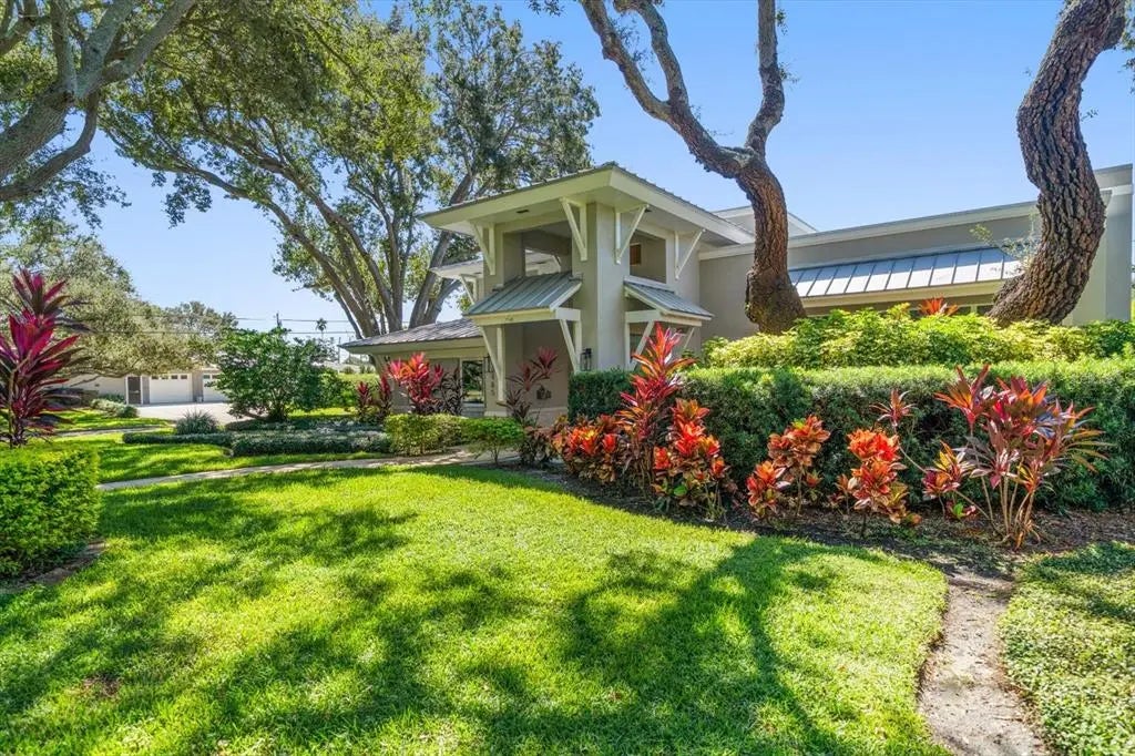 485 Park Avenue, BELLEAIR