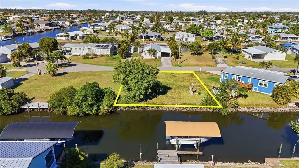 751 Coral Drive, PUNTA GORDA