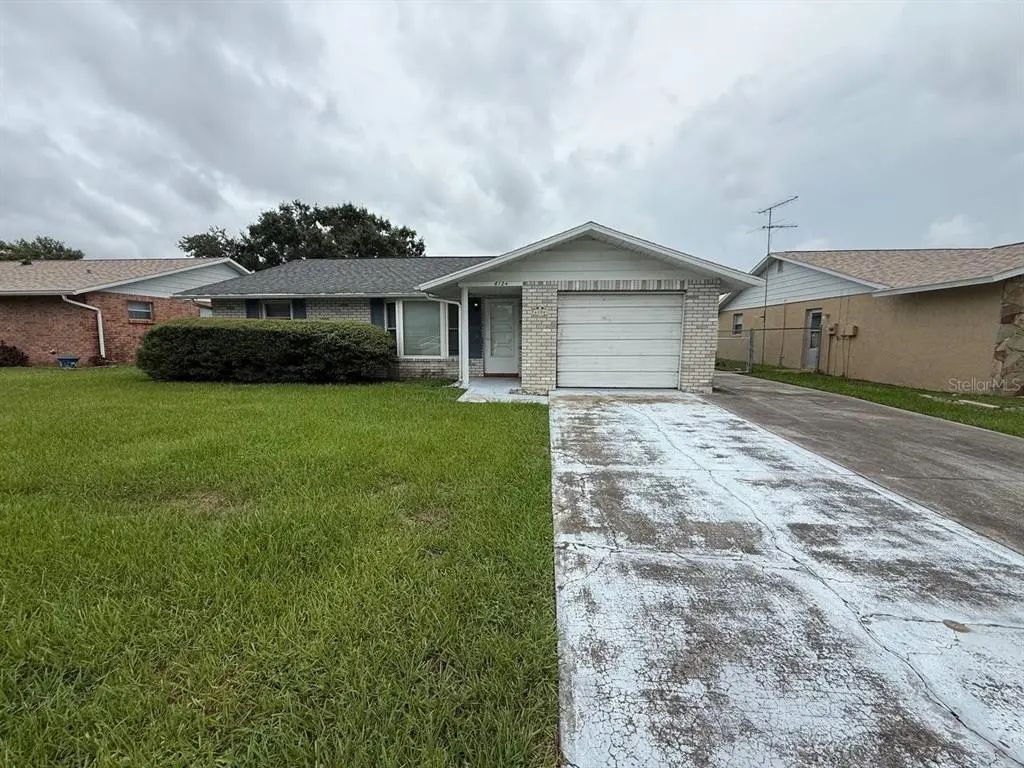 6124 18th Street, ZEPHYRHILLS