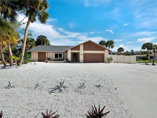 516 Casas Bonitas Way, NOKOMIS