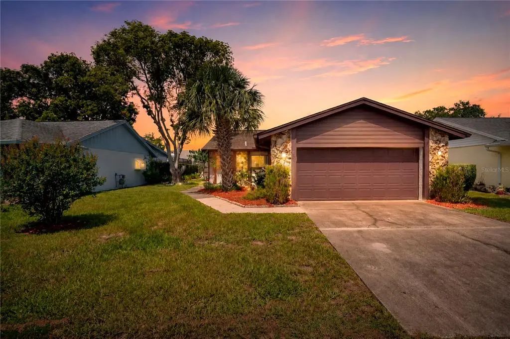 202 Doster Drive, CASSELBERRY