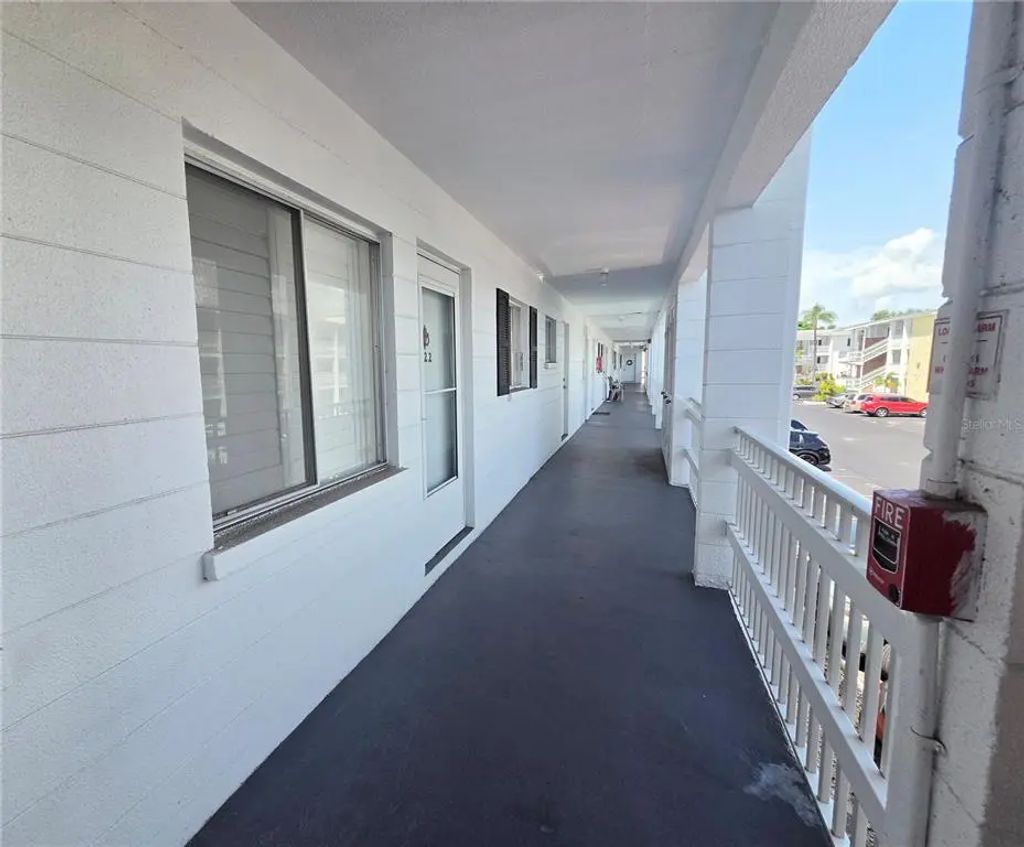 1542 Leisure Drive N22, BRADENTON