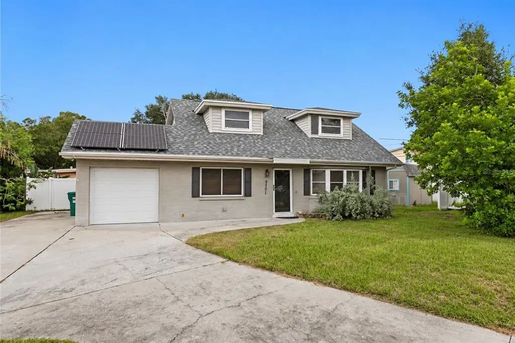 9201 86th Avenue, SEMINOLE
