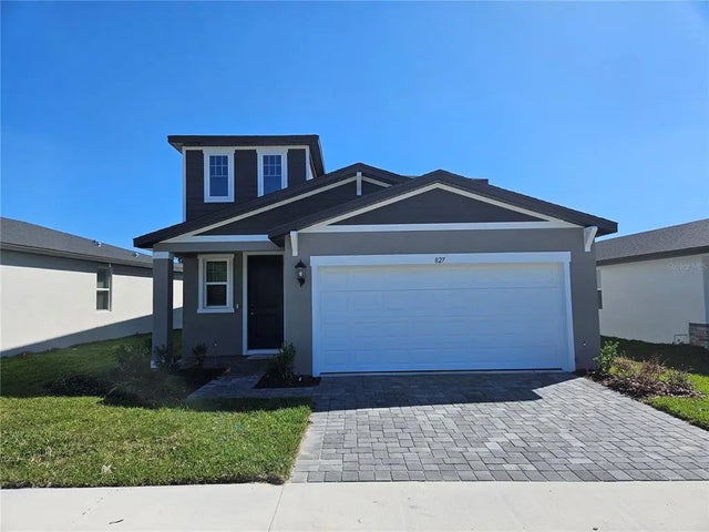 827 Sunshower Drive, LADY LAKE