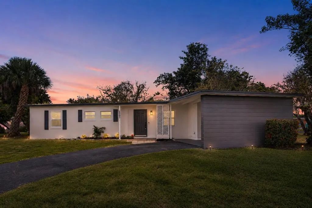 2597 Starlite Lane, PORT CHARLOTTE
