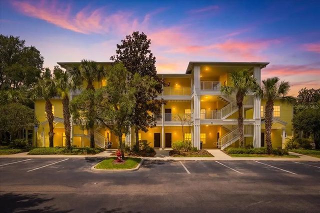 808 Lucaya Loop, DAVENPORT