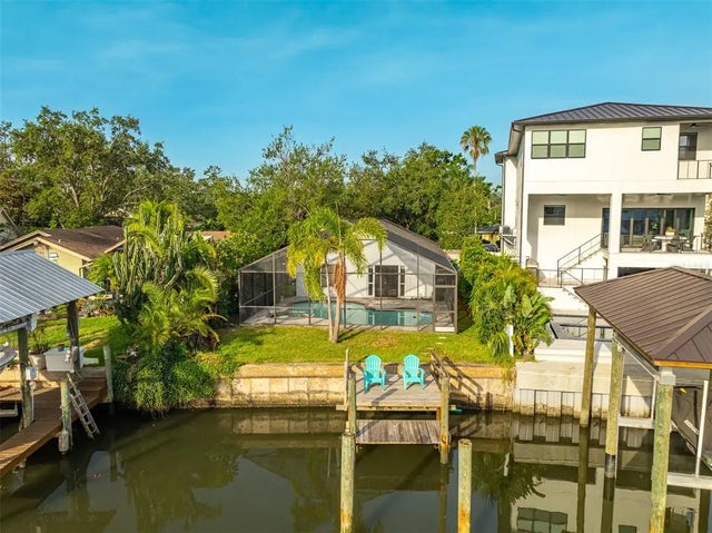 593 Marmora Avenue, TAMPA