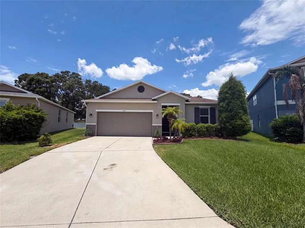 4311 Moon Shadow Loop, MULBERRY