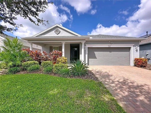 277 Silver Maple Road, GROVELAND
