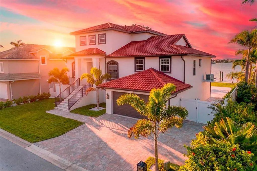 4 Paradise Lane, TREASURE ISLAND