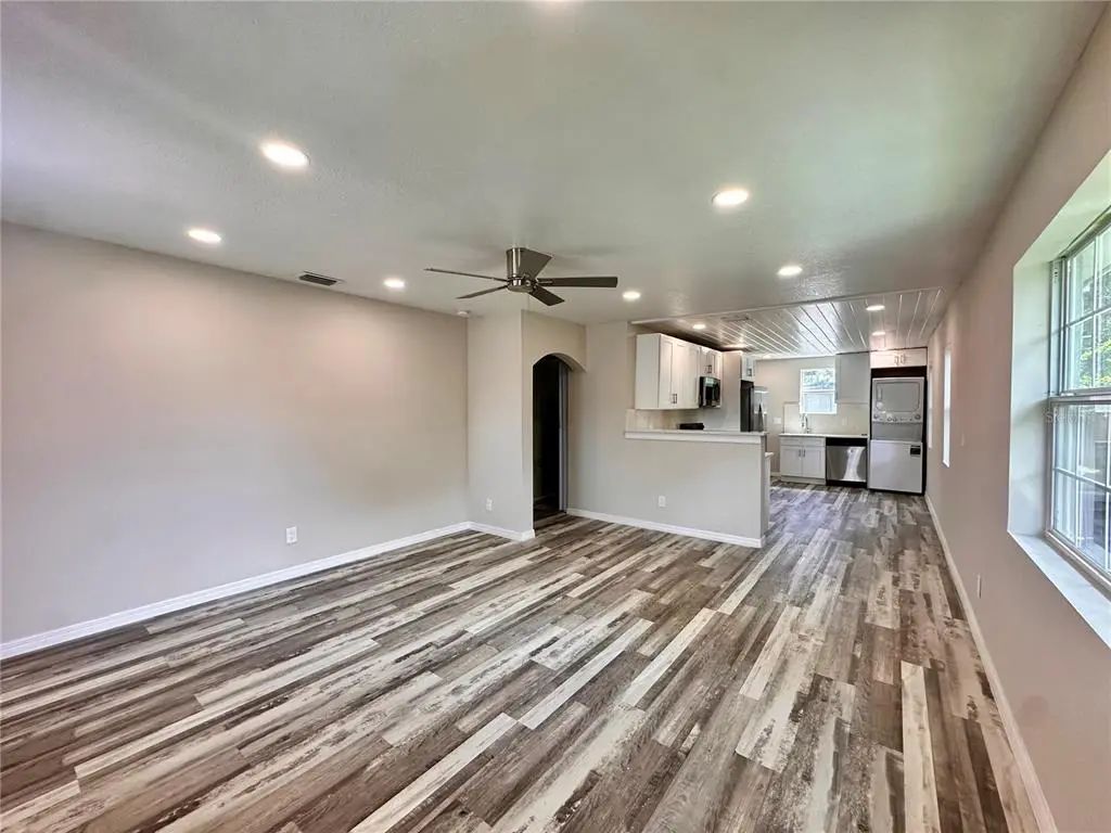 8517 N Highland Avenue, TAMPA