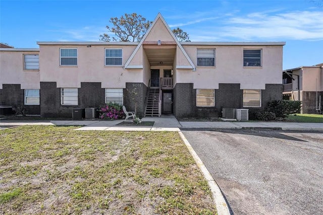9031 Westchester Circle 126, TAMPA