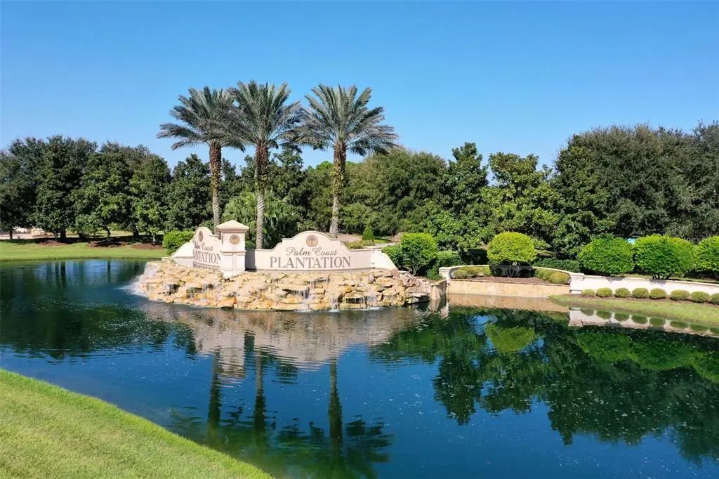 18 North Lakewalk Drive, PALM COAST