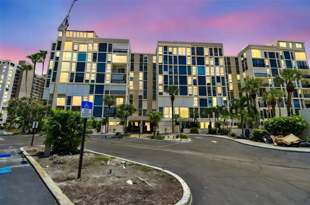 7400 Sun Island Drive S 411, SOUTH PASADENA