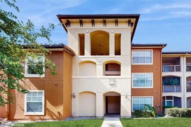 5512 Metrowest Boulevard 203, ORLANDO