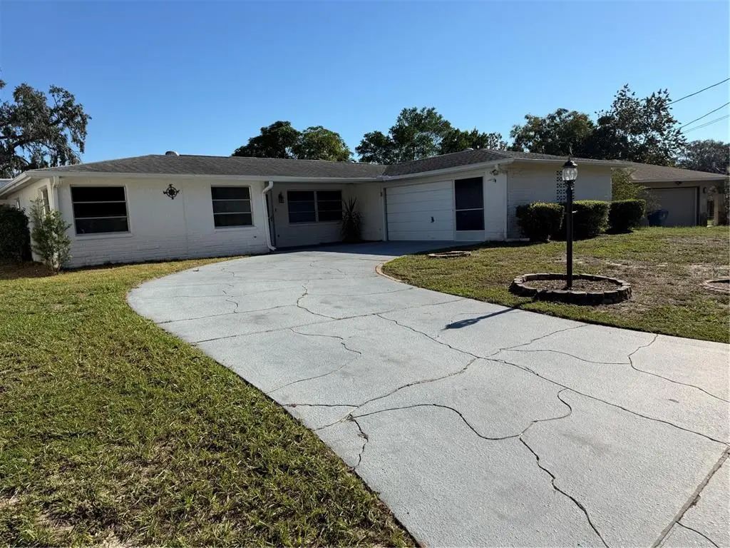 7400 Hiawatha Parkway, SPRING HILL