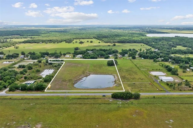 350 S Canoe Creek Road, KENANSVILLE