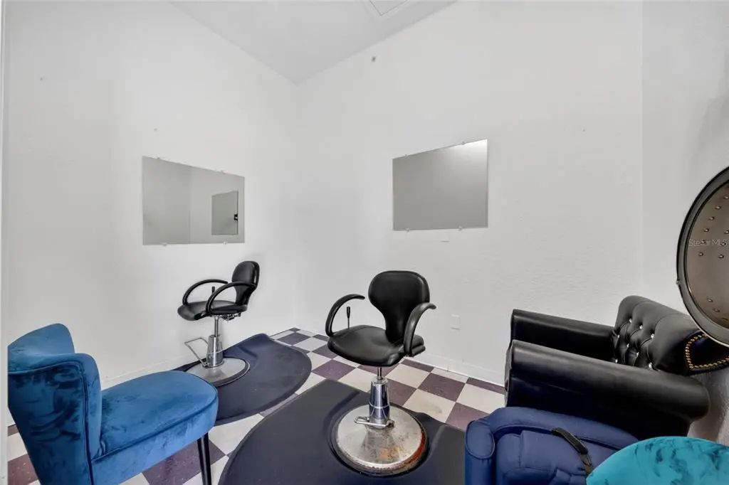 595 9th Street 116, WINTER GARDEN