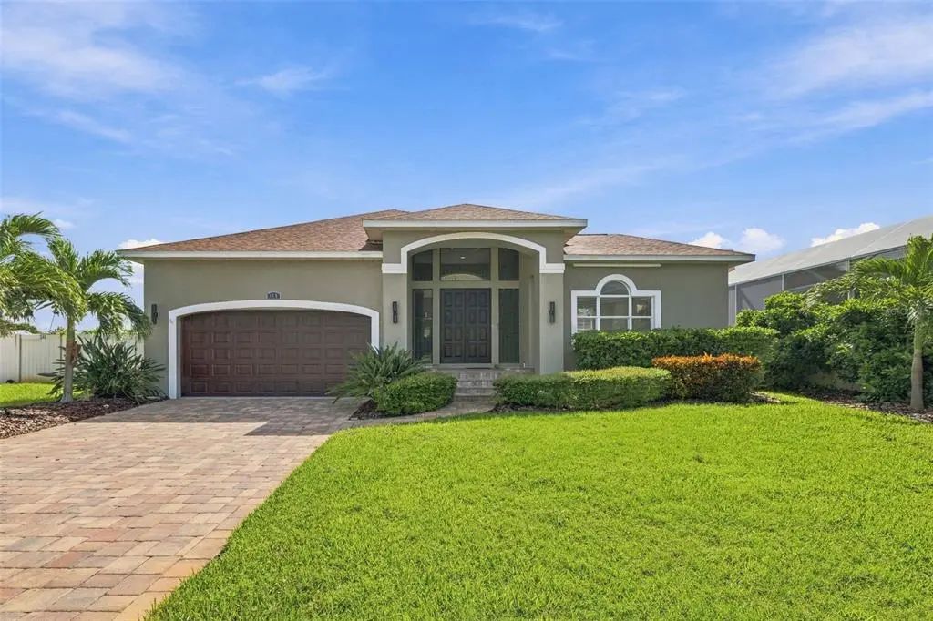 345 7th Avenue N, TIERRA VERDE