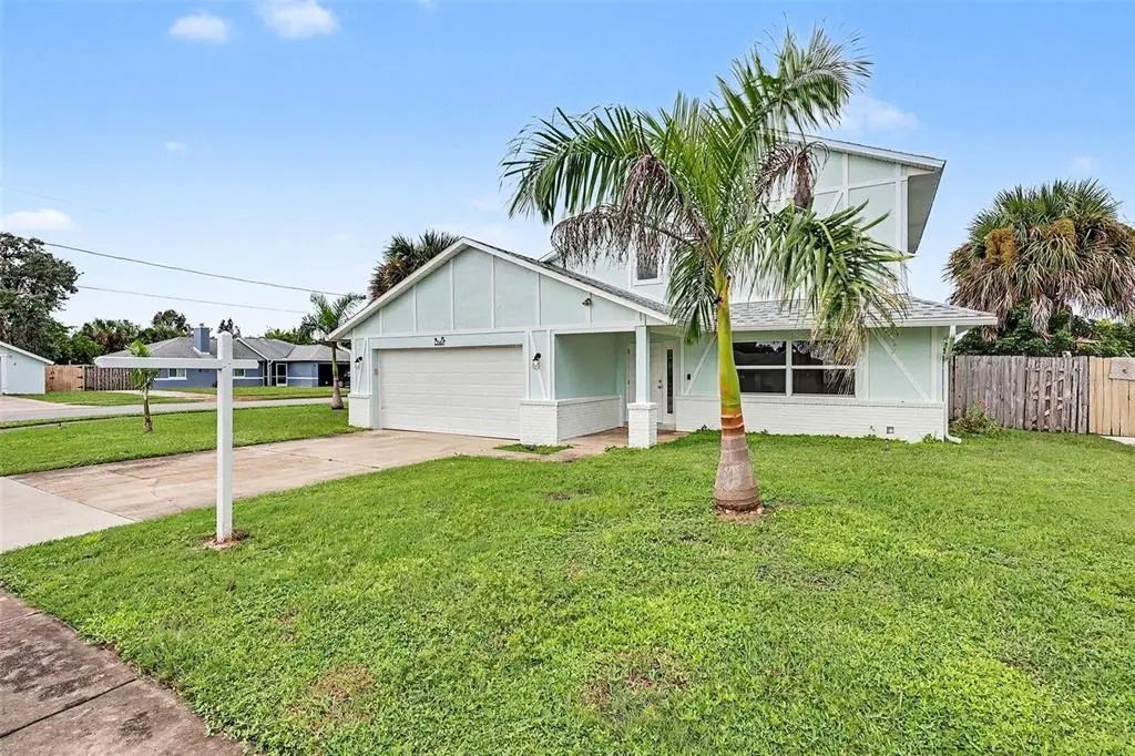 2700 Raintree Lake Circle, MERRITT ISLAND