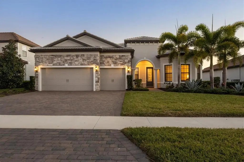 7885 Mainsail Lane, SARASOTA