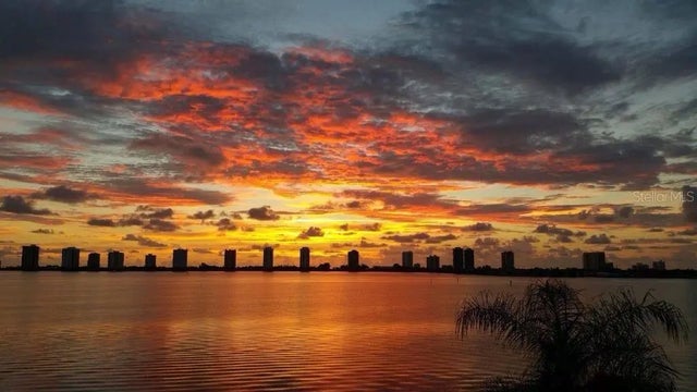 801 Lake Shore Drive 403, WEST PALM BEACH