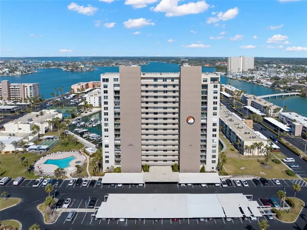 7300 Sun Island Drive S 1103, ST PETERSBURG