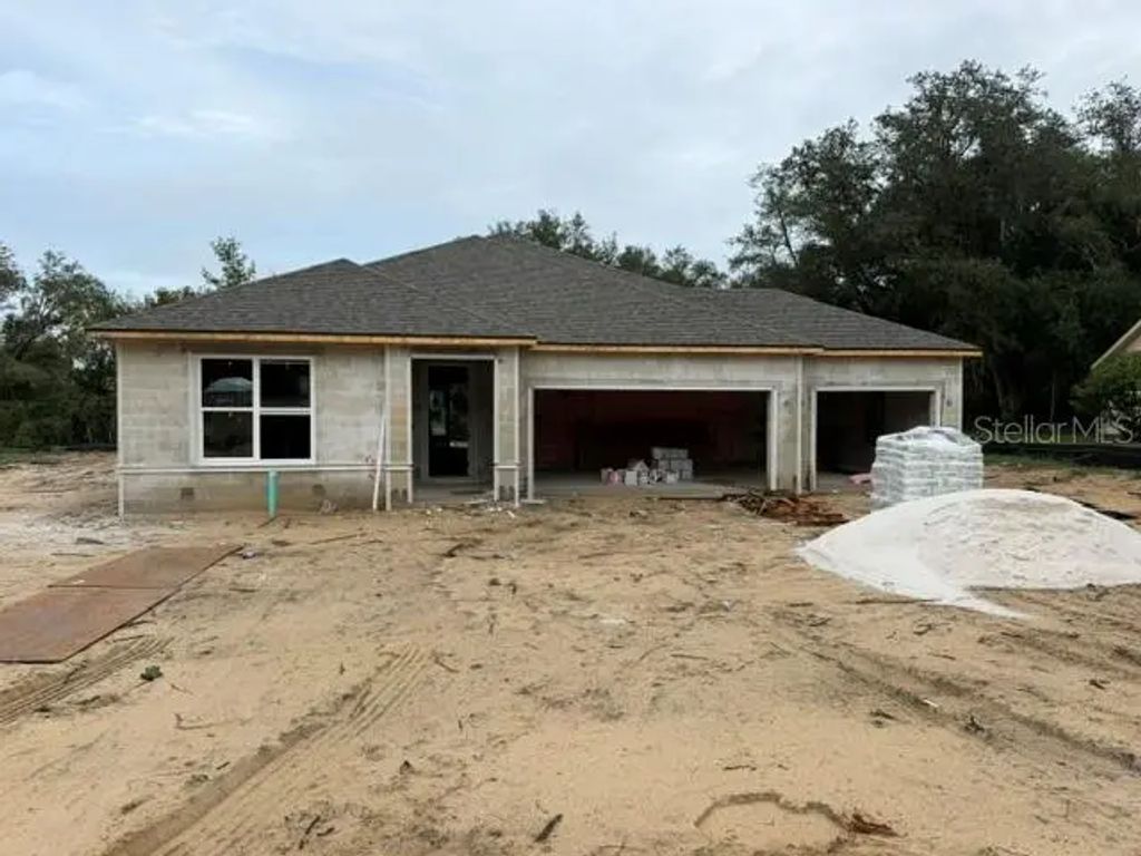 1465 E Saint James Loop, Inverness