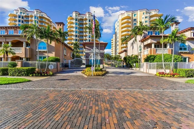 555 5th Avenue Ne 424, ST PETERSBURG