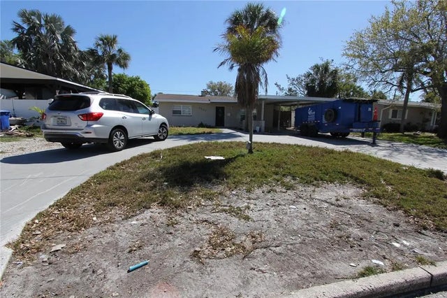4327 Huntington Street Ne, ST PETERSBURG