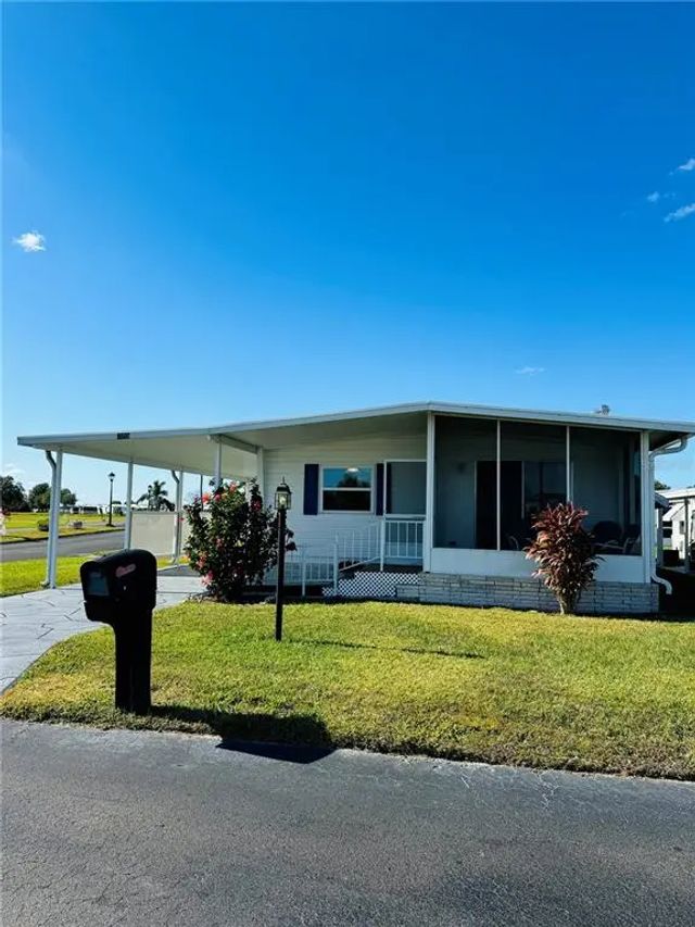 320 Aloha Drive, HAINES CITY