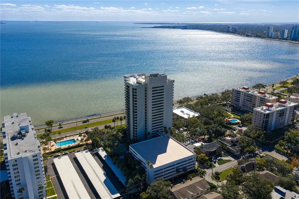 2413 Bayshore Boulevard 1605, TAMPA