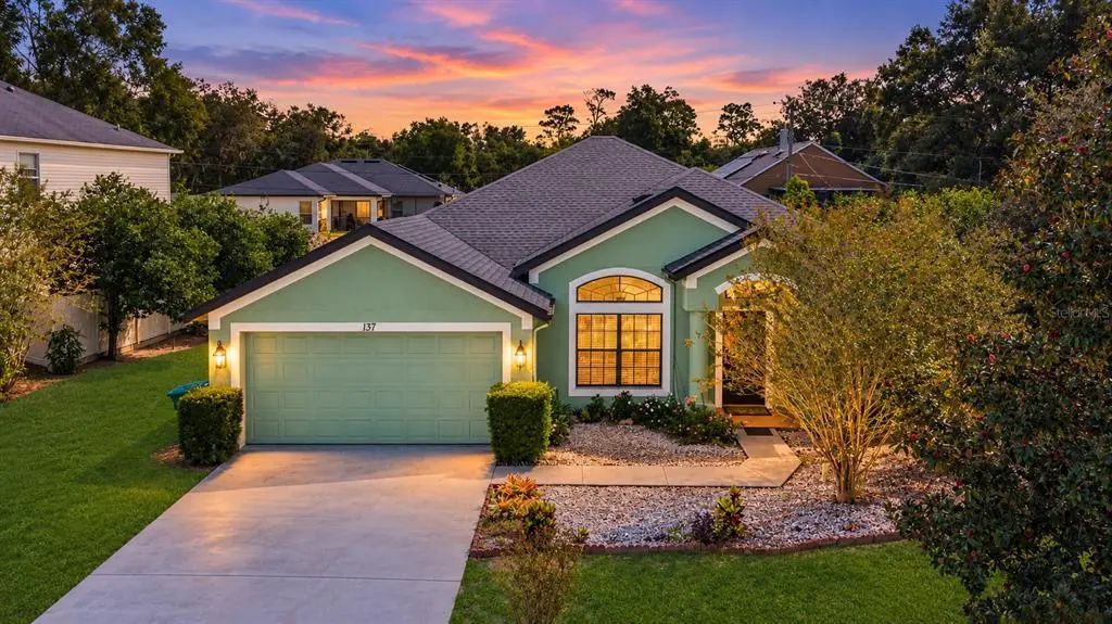137 Bluefield Avenue, DELTONA