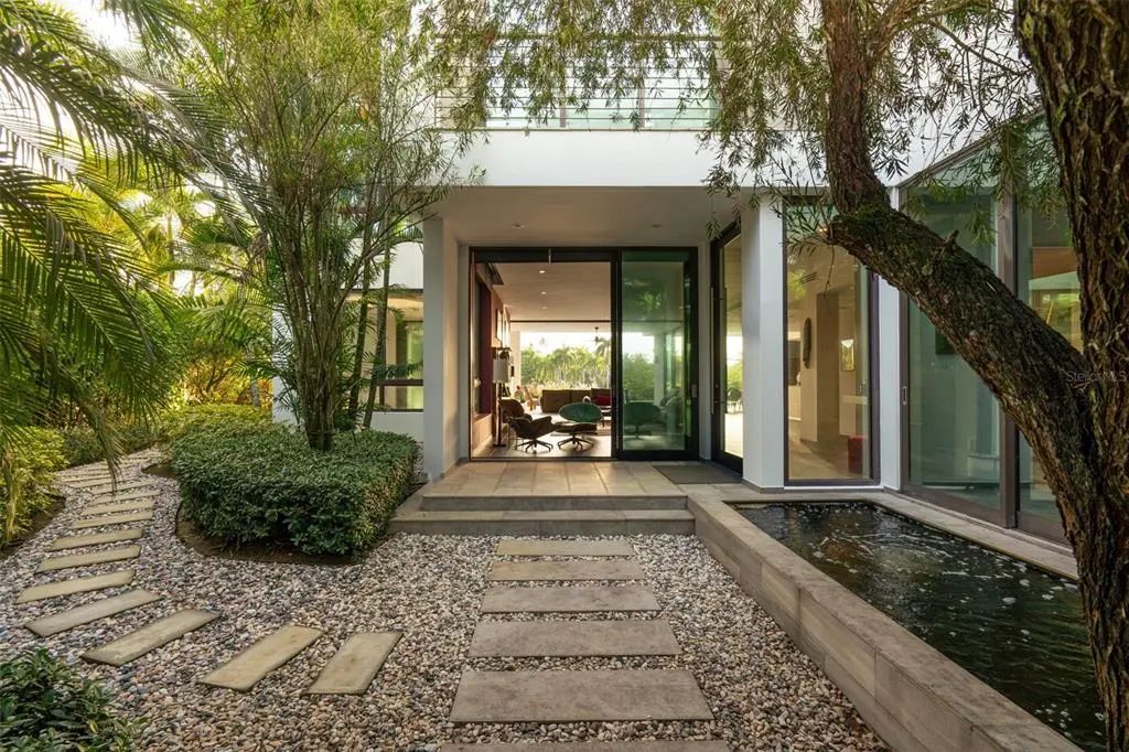 9 The Enclave, DORADO