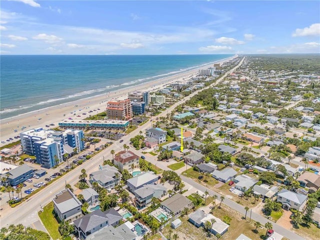 821 Ocean Avenue, NEW SMYRNA BEACH