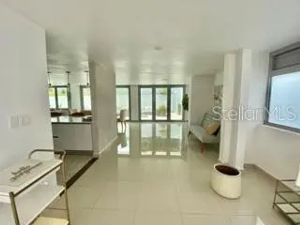 Alhambra, GUAYNABO