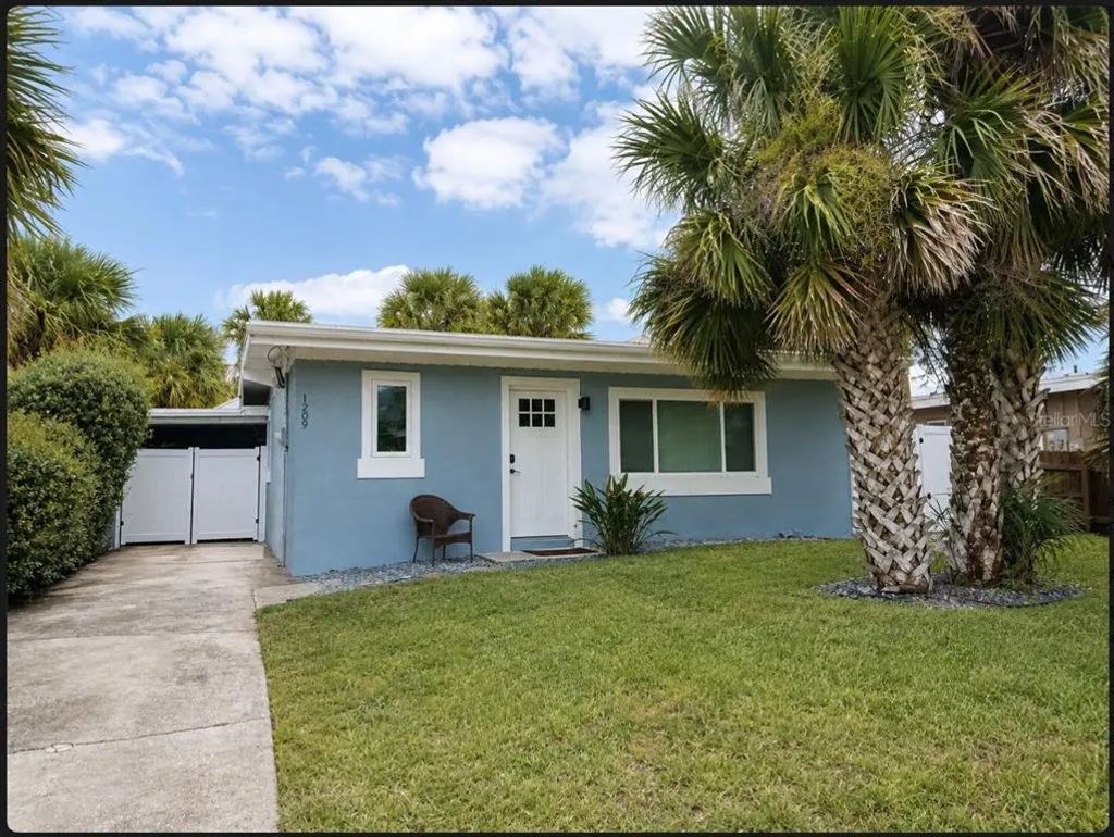 1209 S Central Avenue, FLAGLER BEACH