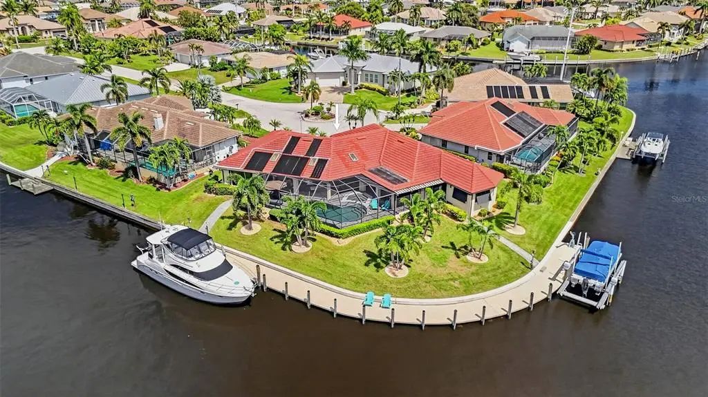 3323 Dominica Court, PUNTA GORDA