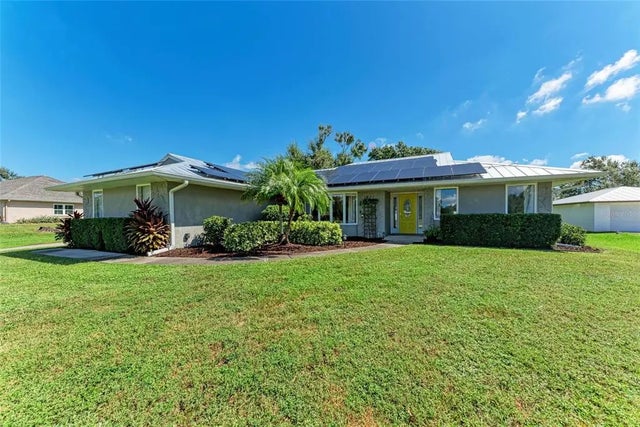1821 Racimo Drive, SARASOTA