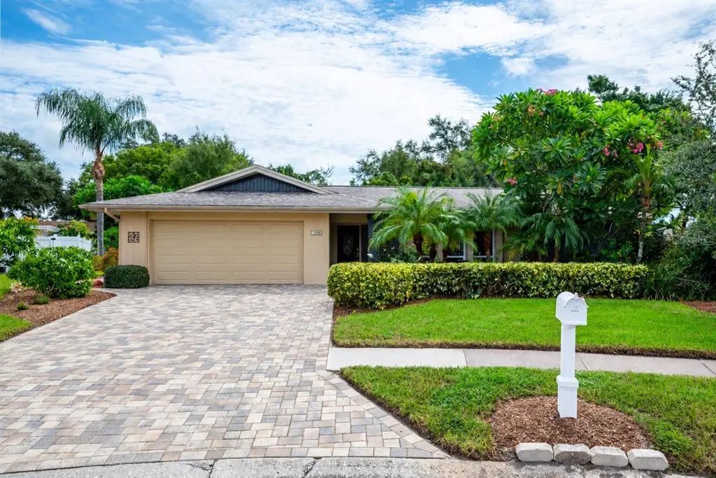 13906 105th Avenue, LARGO