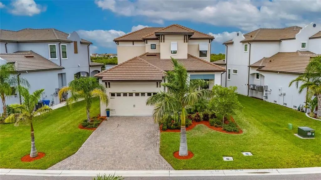 1074 Seagrape Drive, RUSKIN