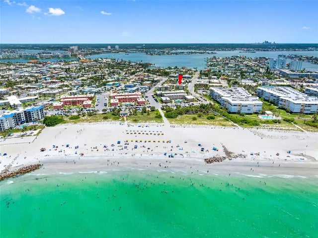 6767 Sunset Way 303, ST PETE BEACH