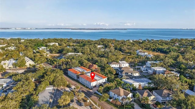 5601 Bayshore Boulevard F, TAMPA