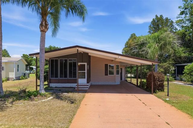 520 Tivoli Park Drive, DAVENPORT